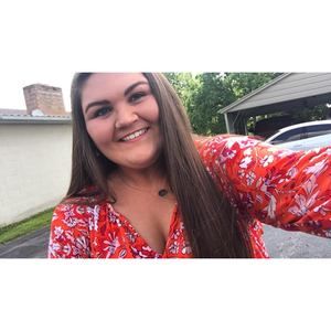 Meet your Posher, Katelyn